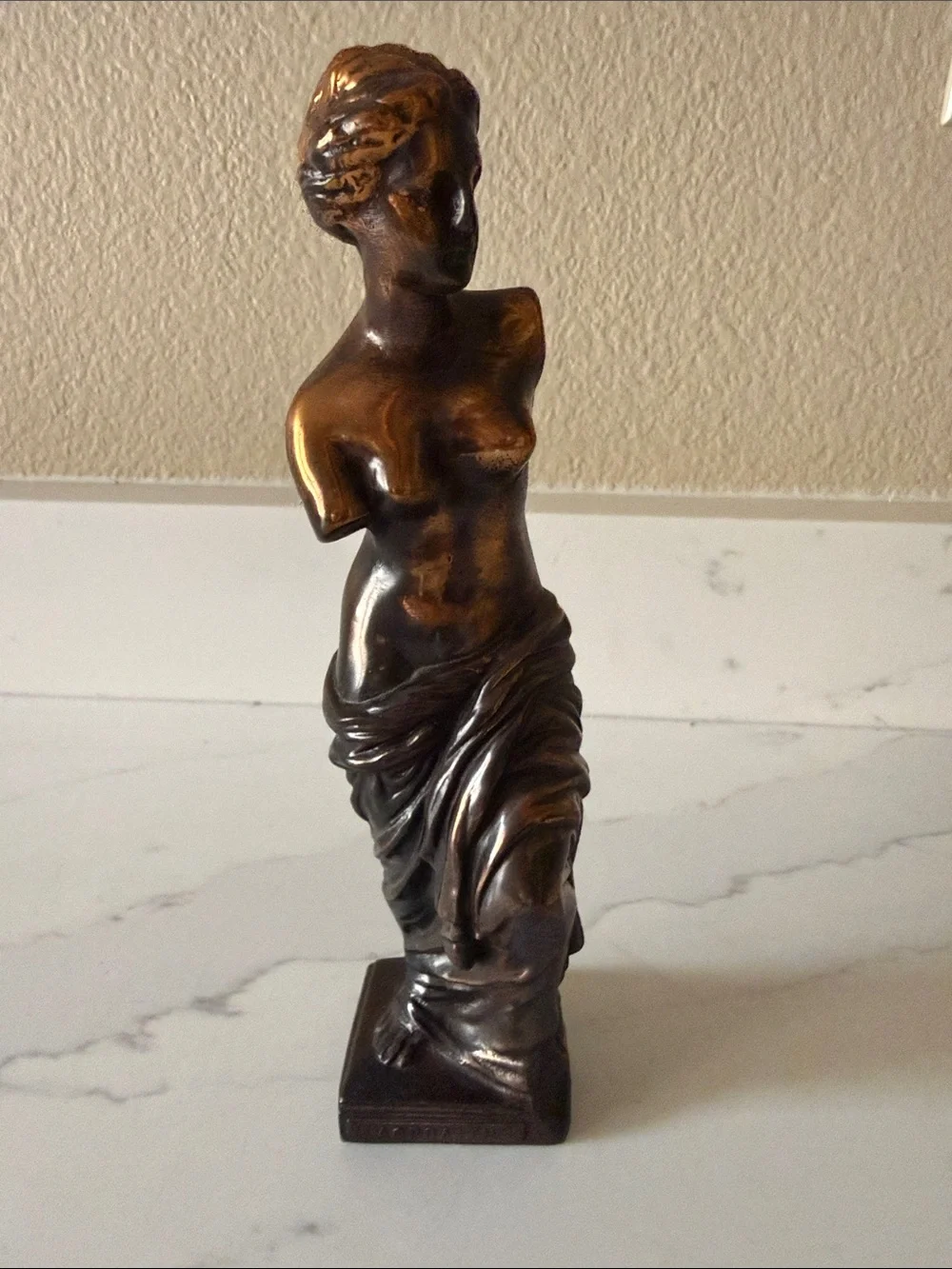 Vintage Bronze Venus Sculptural Statue Madebin Greece and Signed